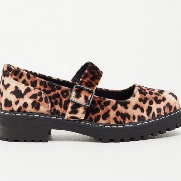 torrid LEOPARD Mary-Janes! - Picture 3 of 7